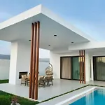 Ashta - Aura Villa