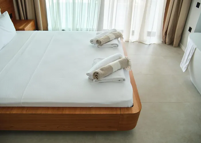 Ashta - Aura פאטהיה