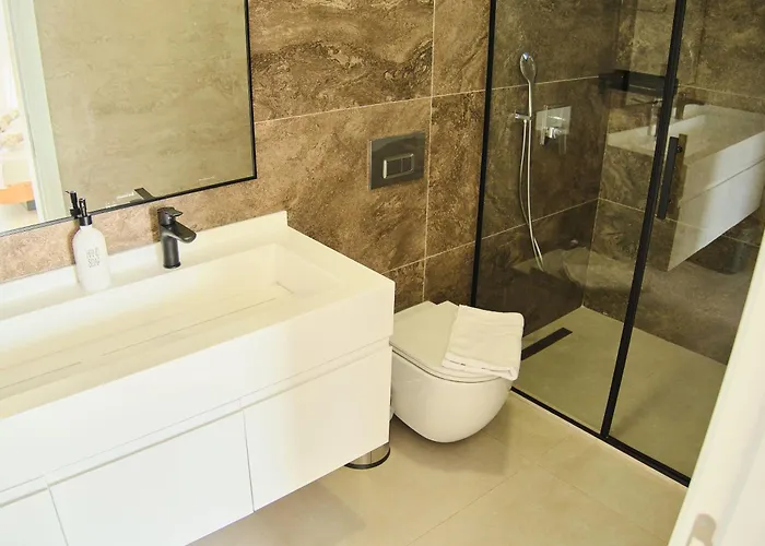 Ashta - Aura וילה