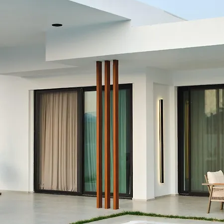 Ashta - Aura Villa *