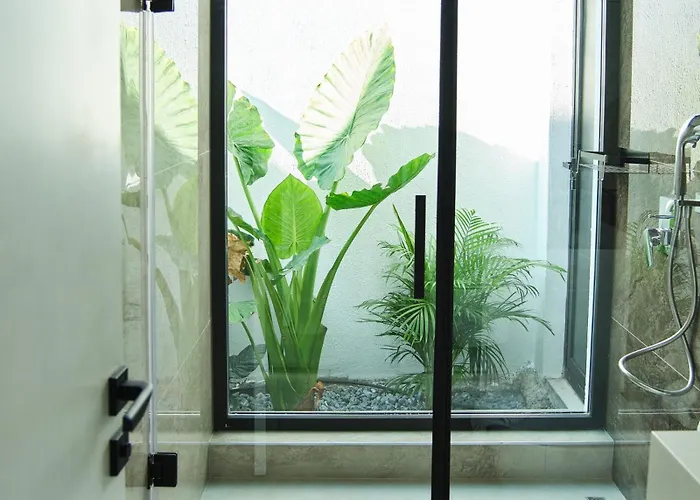 Villa Ashta - Aura *